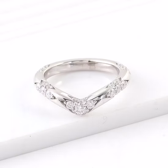 Пользовательские кольца с муассанитом V-образной формы из белого золота 10 К 14 К с муассанитом Вечное кольцо для изысканного женского подарка на день рождения